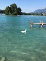 LAKE HOME - B&B