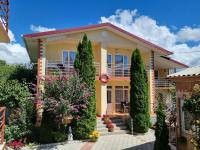 Guest House Moryachka - B&B