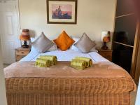 Triple Room with Private Bathroom