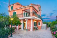 Artemis superb 2 bedroom apartment 700 m away from the beach - Chambres d’hôtes
