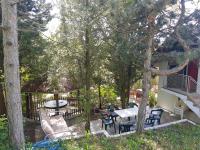Aja Holiday House - B&B