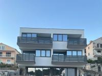 Sandi Hvar Apartments - B&B