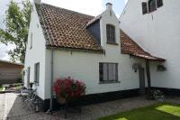 Dreibettzimmer mit Dusche