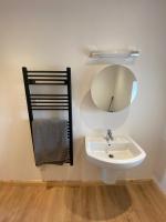 An Taigh Dubh- One bedroomed cottage - B&B Creagorry
