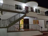 B&B Udhagamandalam - SAIBALA RESlDENCY - NEAR BOAT HOUSE - Bed and Breakfast Udhagamandalam