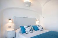 Suite with Hot Tub
