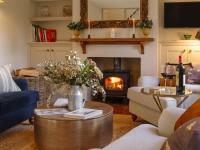 Beehives Cottage at Woodhall Estate - Bed and Breakfast