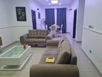 B&B Pakuro - Plistbooking 3 Bedroom Duplex, City View Estate - Bed and Breakfast Pakuro