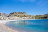 New Loft by Ossiano Pool Villas, Heating Pool,2 min drive to Haraki Beach & 10 to Lindos - Chambres d'hôtes Haraki