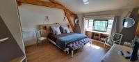 Standard Doppel- oder Zweibettzimmer mit Gartenblick