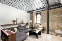 Brewery District Luxe 2BR Near Fiserv with Parking - B&B Milwaukee