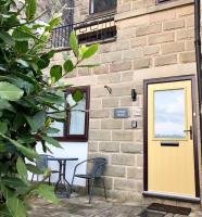 Hilltop House is a welcoming 2 bedroom property - Ferienwohnung