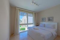 Elegant 2-Bedroom Apartment in Mangroovy, Pool & Beach - Ferienwohnung Hurghada