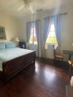 Camera Queen Standard