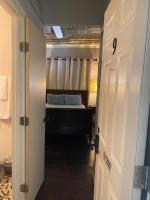 Camera Queen Standard