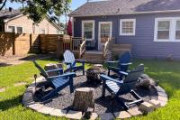 Central Cottage with Grill, 1 Mi to Cajun Field - Bed and Breakfast Lafayette