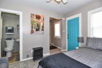 CHERRY ST LITTLE LOVE HOUSE* SHOP*DINE* RT 66*EXPO CENTER*BOK*DOWNTOWN - Chambres d'hôtes Tulsa