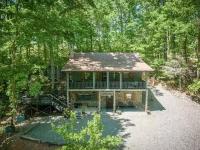 Buckner’s Getaway! Close to town, lake and river! - B&B Bryson City
