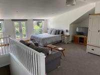 B&B Carlton Colville - Very Large lovely double room loft apartment - Bed and Breakfast Carlton Colville