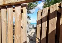 Villa Cocotier à 50 mètres de la plage - Chambres d’hôtes Le Diamant