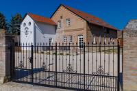 Magtár Villa - B&B