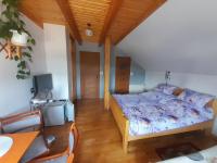 Triple Room with Private Bathroom