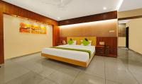 B&B Kolhāpur - Treebo Trend Surya Comforts 200 Mtrs From Kolhapur Railway Station - Bed and Breakfast Kolhāpur