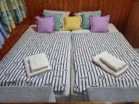 Studio Lit Queen-Size - Accessible aux Personnes à Mobilité Réduite