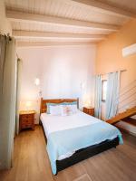 Triple Room with Pool View