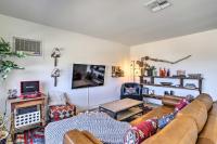 Indie-Eclectic Desert Home with Hot Tub and Patio - B&B Twentynine Palms