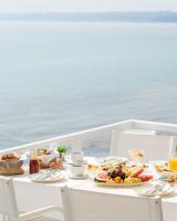 White Suites Resort - B&B