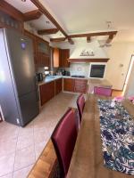 Appartamento con 3 Camere da Letto