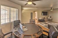 Lake Havasu City Home w/ Patio ~ 3 Mi to Lake - Chambres d'hôtes Lake Havasu City