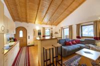 Three-Bedroom Apartment with Balcony