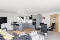 The Cube - Bed and Breakfast Portreath