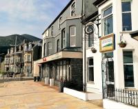 Mourne Mountain Art Apartments - B&B