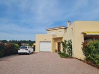 Chambres d'hôtes B&B La Bergeronnette avec piscine couverte chauffée - B&B Bizanet