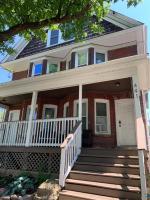 Red Brick Inn - Walk to the Falls, the Casino and all Downtown Restaurants - Chambres d'hôtes Niagara Falls