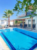 Villa met Eigen Zwembad