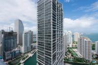 Apartamento con balcón