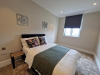 2 Bedroom Lux Apartment in Hendon- New Build - B&B Colindale