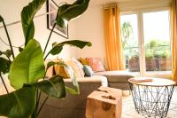 L'Olympique: appartement cosy, vue canal grande terrasse et parking - B&B Vaires-sur-Marne
