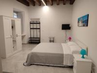 Double Room with Private External Bathroom