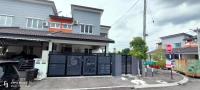 Rania Homestay With Private Pool Seri Iskandar Perak Near UTP UITM - B&B Kampung Jalan Bota
