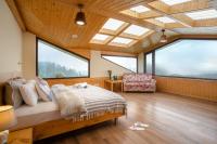 B&B Shimla - Hostie Mystica-Highest Penthouse with Terrace, Mashobra - Bed and Breakfast Shimla