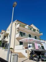 Studio Apartment with Sea View