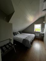 Double or Twin Room with Shared Bathroom