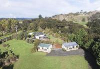 Auckland Country Cottages - Bed and Breakfast