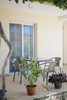OLIVE GARDEN APARTMENT - Bed and Breakfast Bar