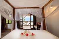 Deluxe Double Room with Balcony and Sea View